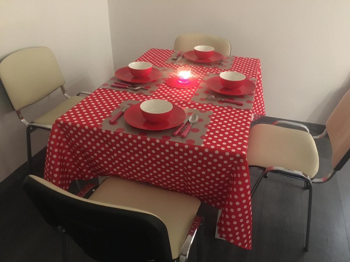 Buckingham Palace Apartman, Ντέμπρετσεν Εξωτερικό φωτογραφία