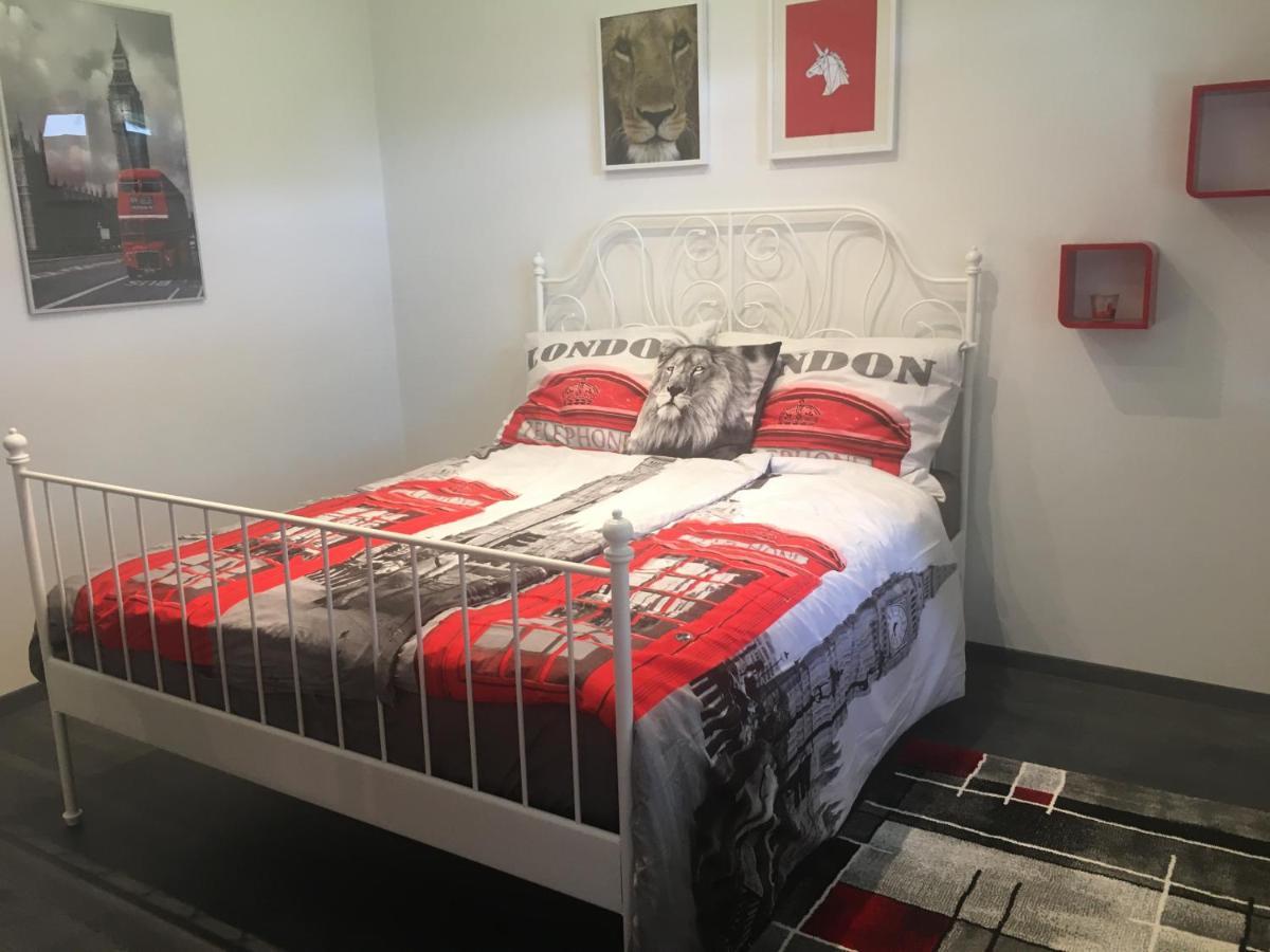 Buckingham Palace Apartman, Ντέμπρετσεν Εξωτερικό φωτογραφία