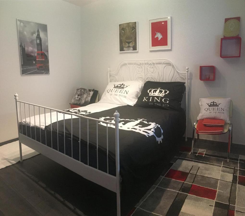 Buckingham Palace Apartman, Ντέμπρετσεν Εξωτερικό φωτογραφία